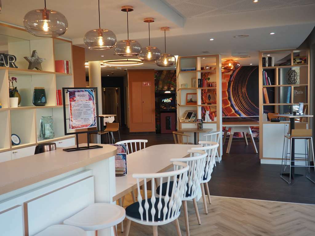 ไอบิส เจ็นนีฟเพทิทแลนซี่โฮเต็ล Hotel Lancy ร้านอาหาร รูปภาพ
