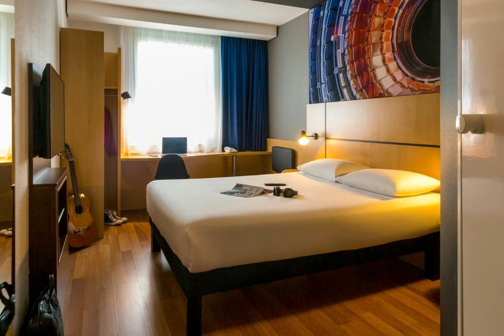 ไอบิส เจ็นนีฟเพทิทแลนซี่โฮเต็ล Hotel Lancy ภายนอก รูปภาพ