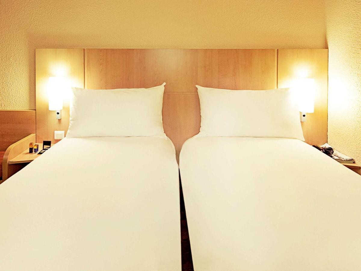 ไอบิส เจ็นนีฟเพทิทแลนซี่โฮเต็ล Hotel Lancy ภายนอก รูปภาพ